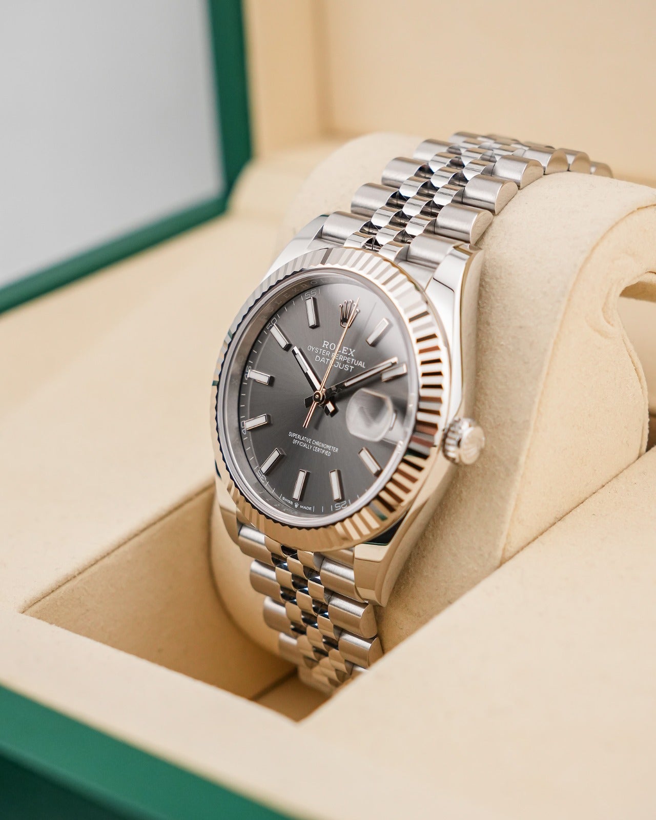 Rolex Datejust 41mm Fluted Bezel Rhodium Dial 2026