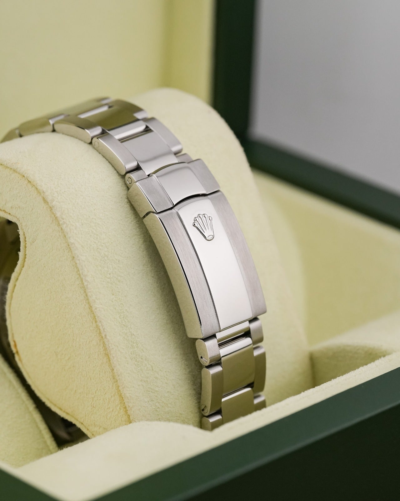 Rolex Milgauss 40mm Stainless Steel, Black Dial Green Crystal 2008