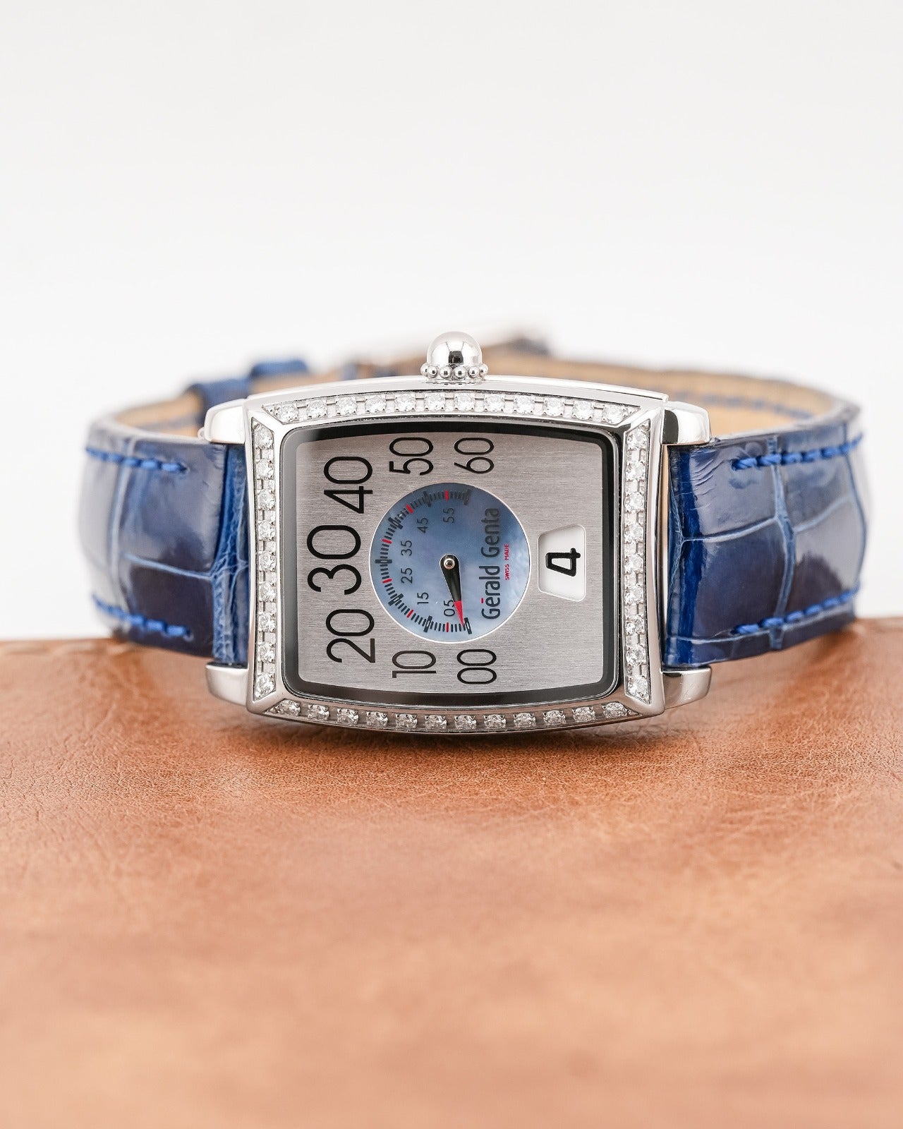 Gerald Genta Mother Of Pearl Center Dial jumping Hours