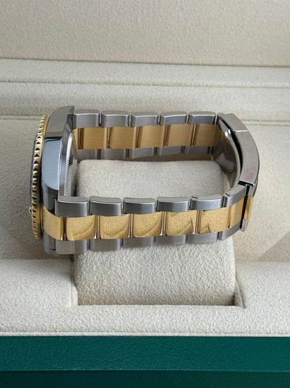 Rolex Submariner 40mm Date Bluesy 2021