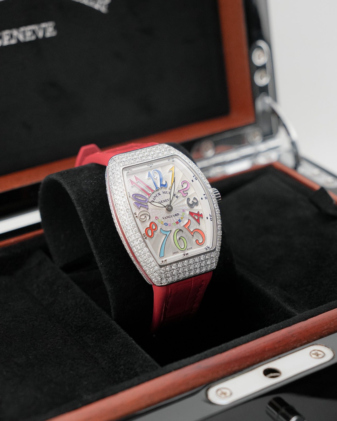 Franck Muller Vanguard 32mm Color dreams Red Diamond afterset