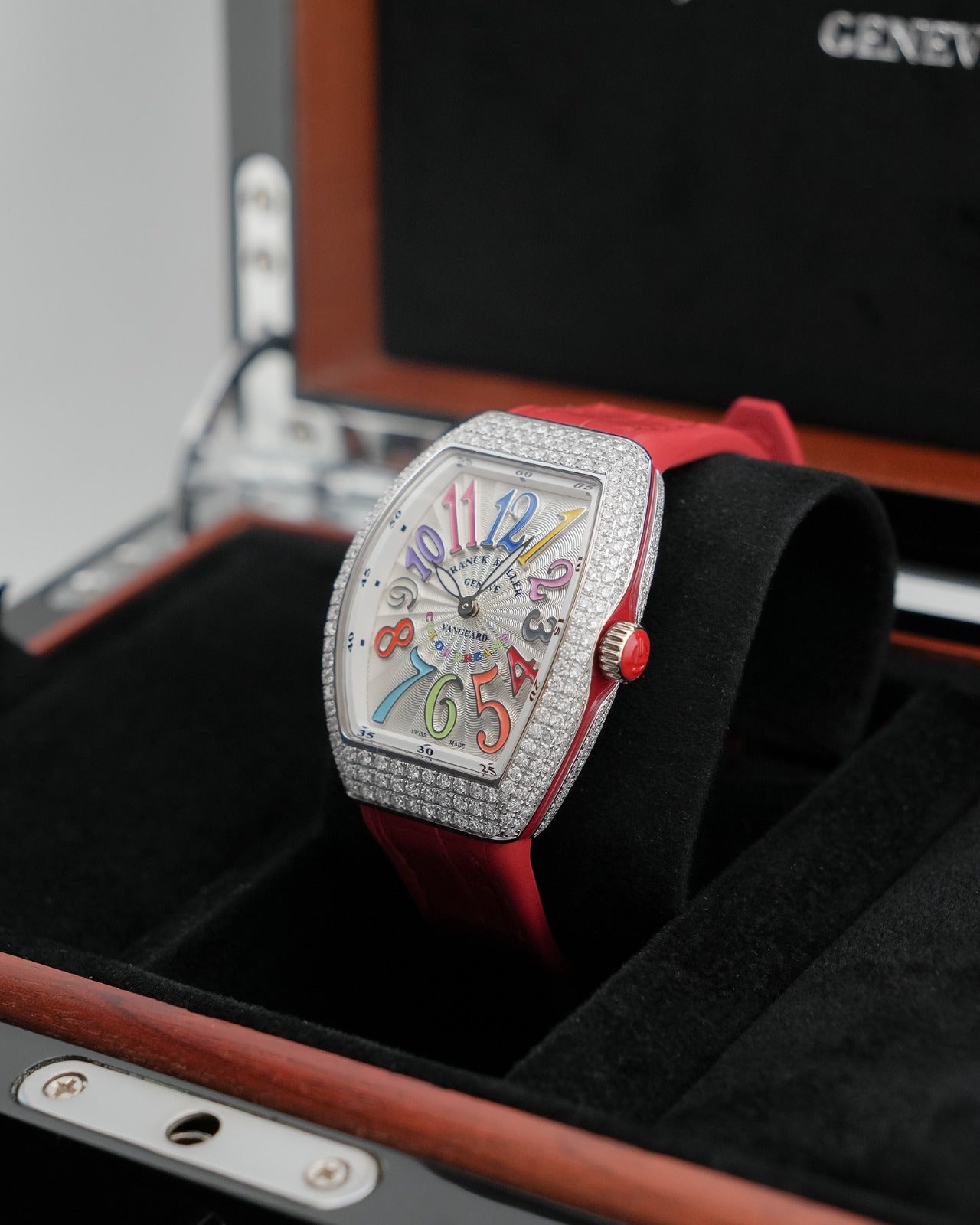 Franck Muller Vanguard 32mm Color dreams Red Diamond afterset