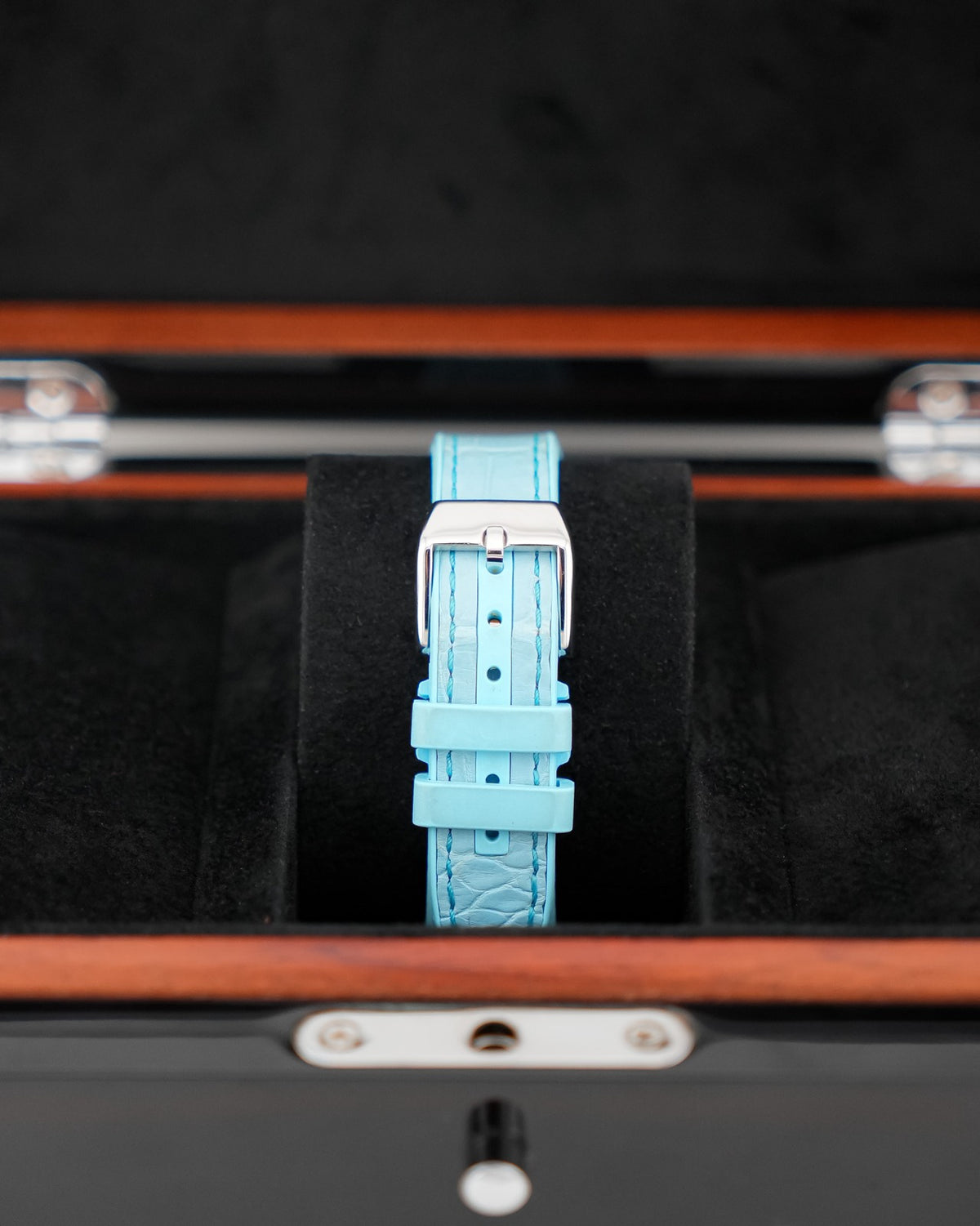 Franck Muller Vanguard 35mm Tiffany Blue Diamond afterset - HOURLY 