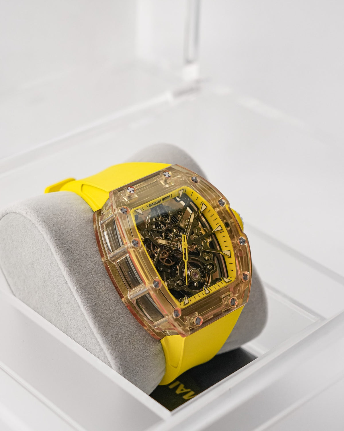 Maikou Bode Yellow Color Sapphire limited edition 2026 - HOURLY 