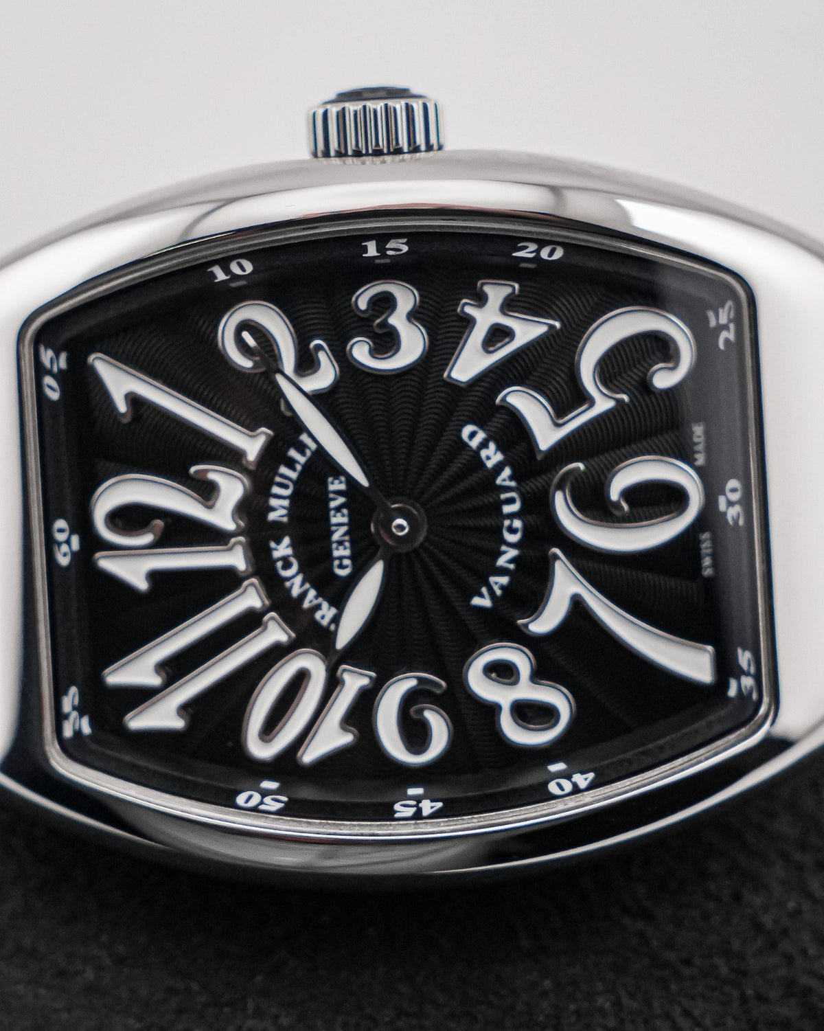 Franck Muller Vanguard 32mm Black - HOURLY 