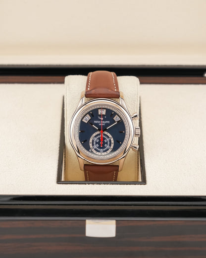Patek Philippe Complications annual calendar Blue dial 2019 - HOURLY 