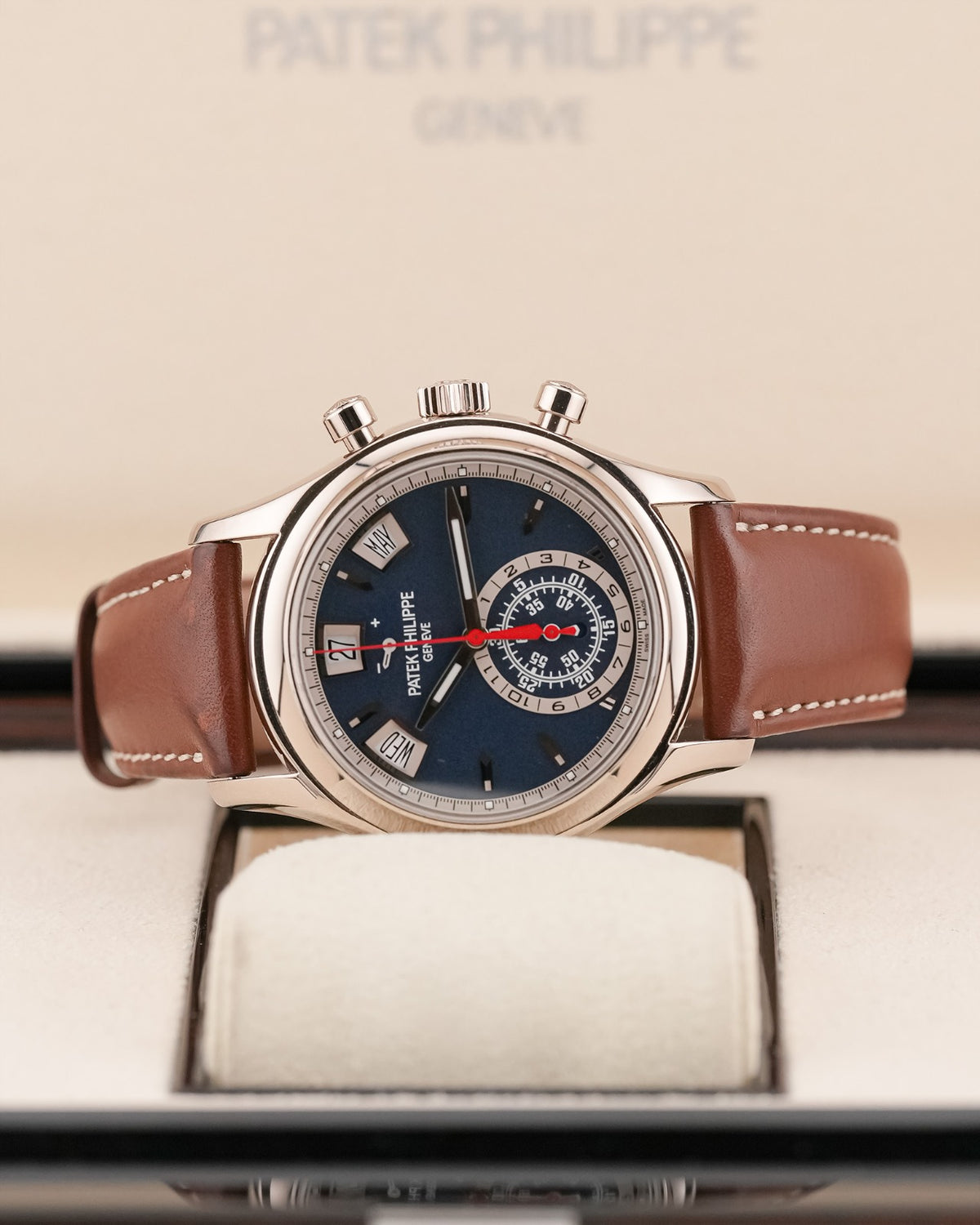 Patek Philippe Complications annual calendar Blue dial 2019 - HOURLY 